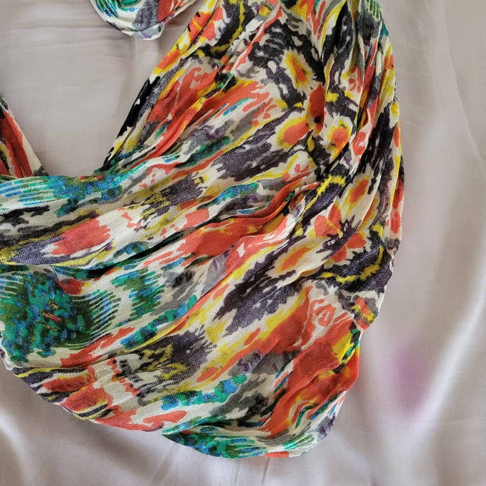 Colorful Scarf - Picture 2 of 3